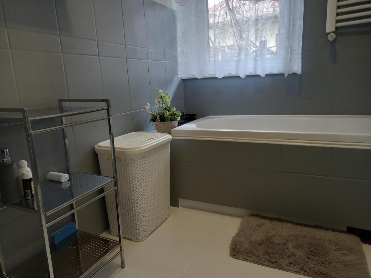 Pokoje Goscinne U Grazynki Nowy Sącz Dış mekan fotoğraf